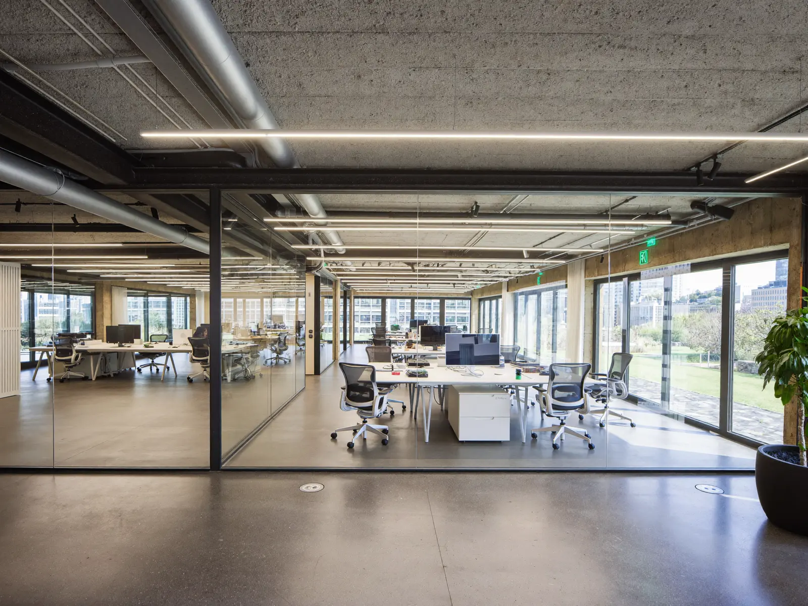 Commercial building mechanical installation